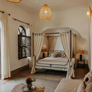 Riad Bamaga, Marraquexe